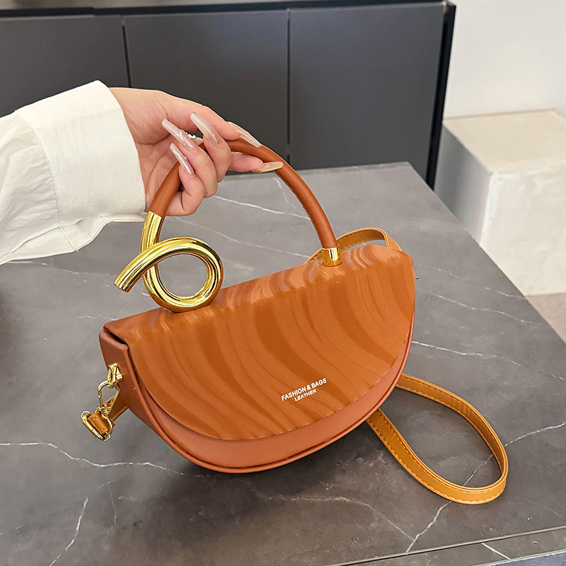 Light Luxury Elegant Saddle Ba - Women Bags Europe ulasan dan harga