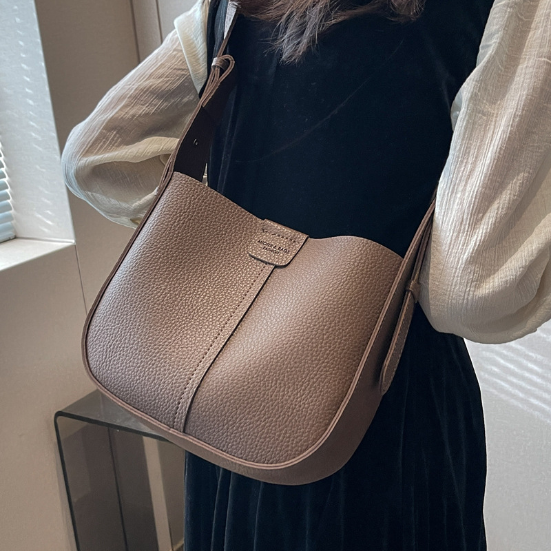 Versatile small handbag for wo - Women Bags For Sale ulasan dan harga